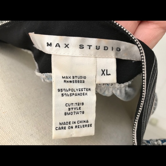 Max Studio, Women’s Top, Flutter Sleeves, Size XL - Picture 7 of 7